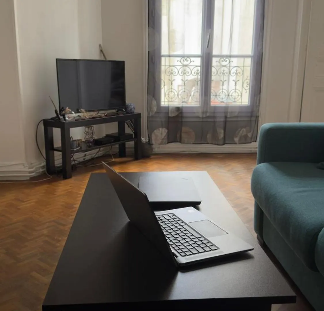 Apartment Bel Dans Le 12 Eme